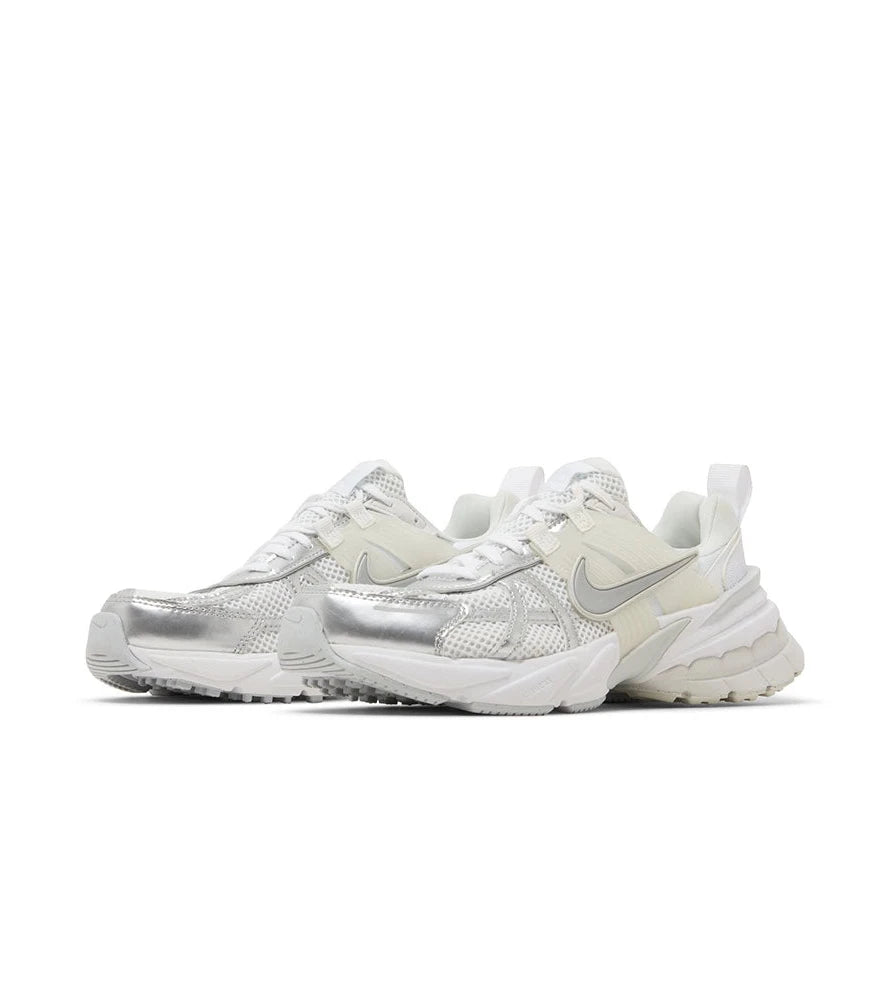 Кроссовки женские Nike V2K Run Metallic Silver White