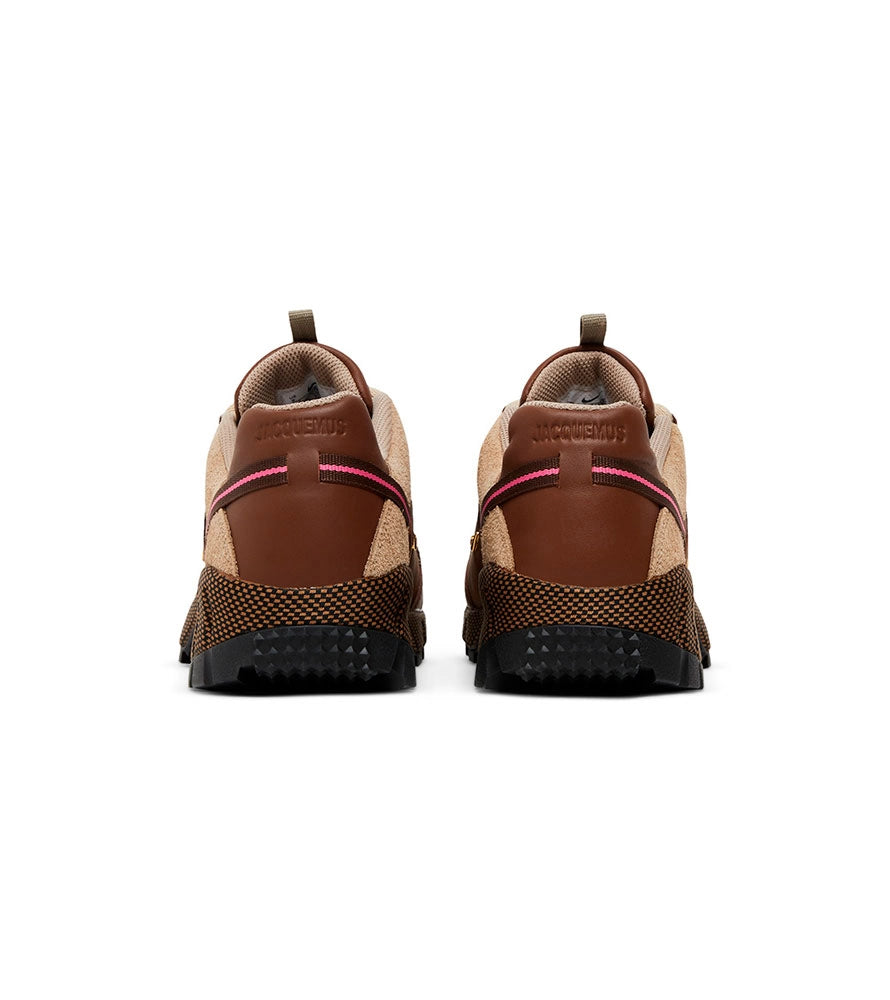 Кроссовки жечные Jacquemus &amp; Nike Air Humara Ale Brown