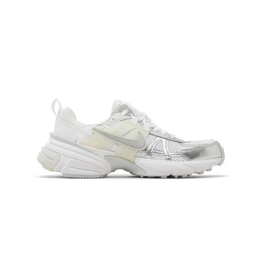 Кроссовки женские Nike V2K Run Metallic Silver White