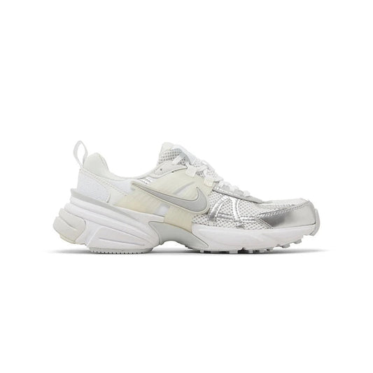Кроссовки женские Nike V2K Run Metallic Silver White