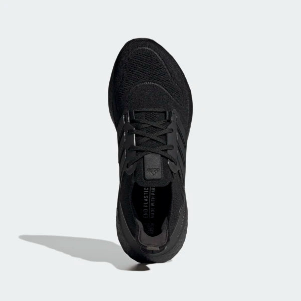 Кроссовки мужские Adidas Ultraboost 2022 in Black 