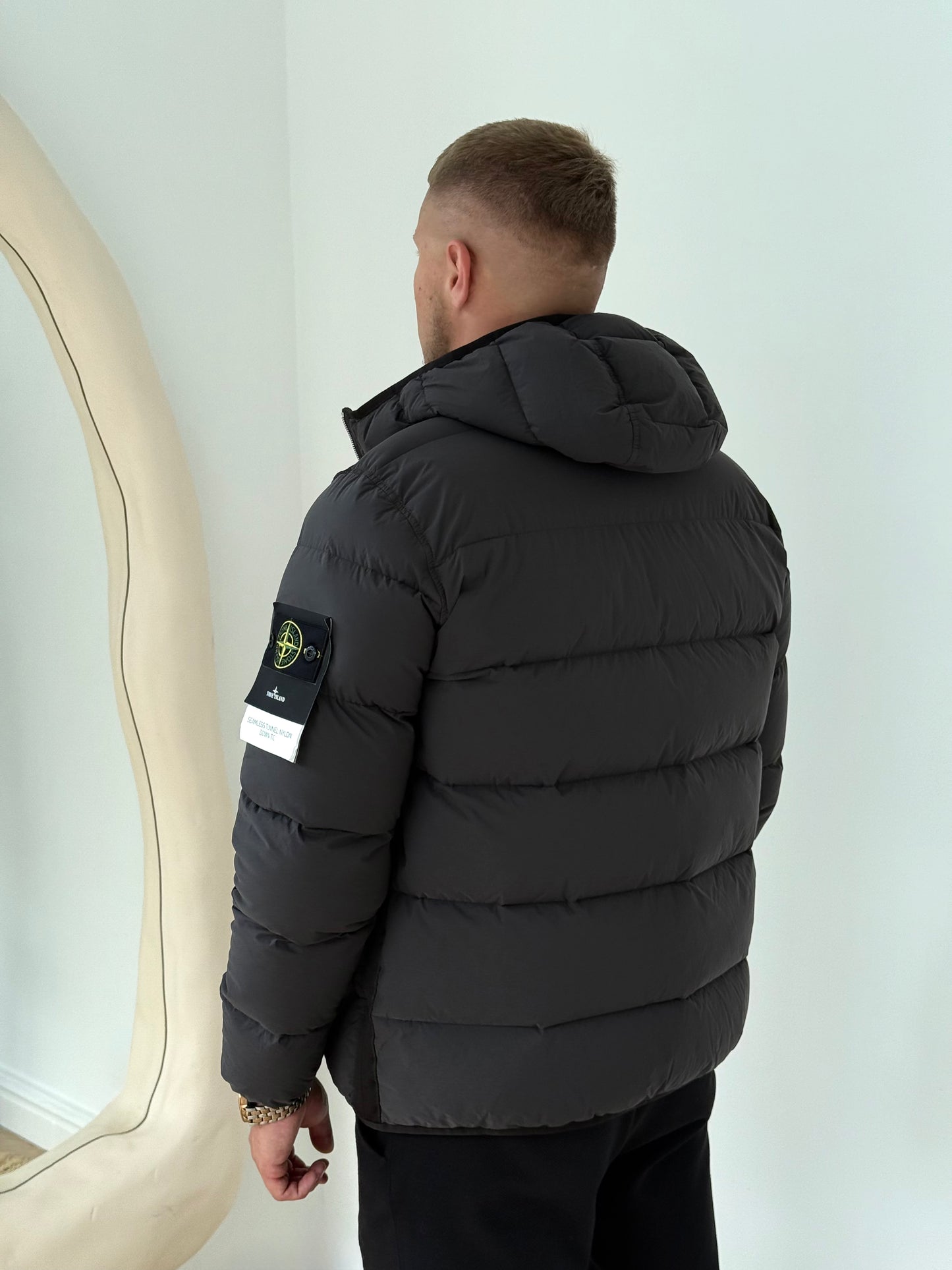 Пуховик чоловічий Stone Island Seamless Tunnel Nylon Down Jacket