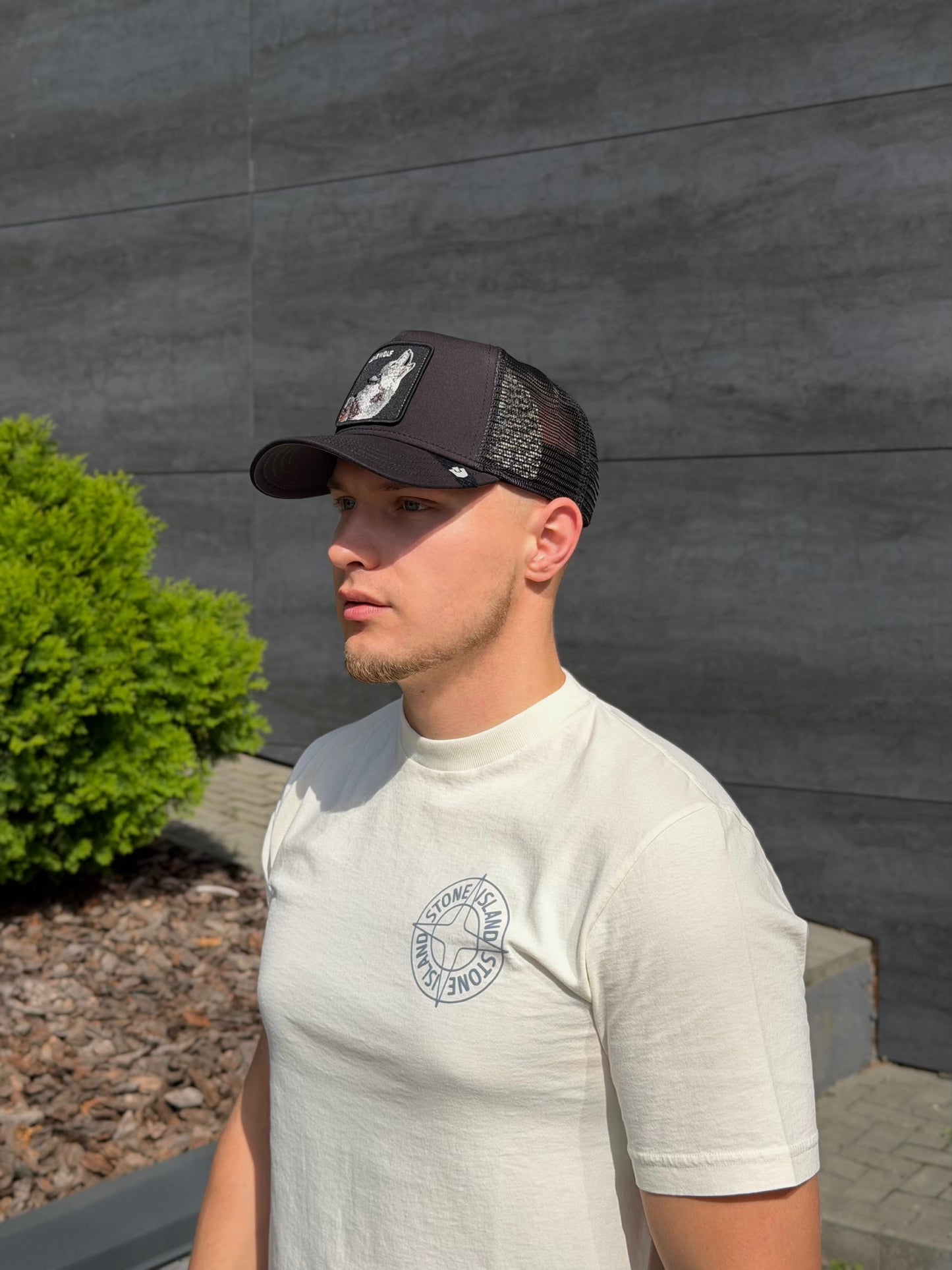 Кепка чоловіча Goorin Bros The Lone Wolf Trucker Hat - Black