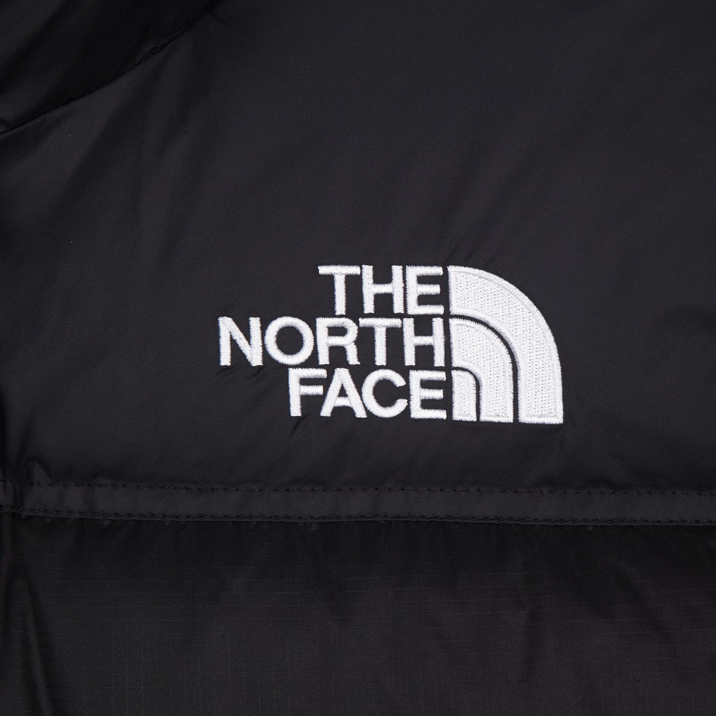Куртка пуховая женская The North Face Nuptse 1996 Jkt Black