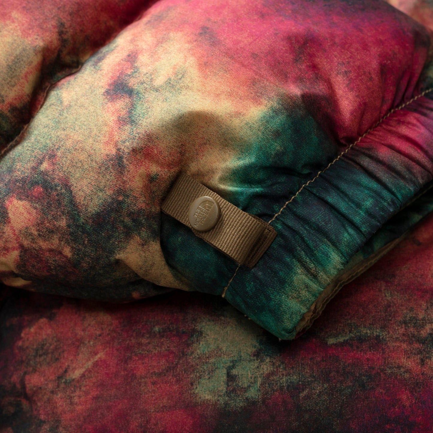 Куртка зимняя The North Face Nuptse 1996 Antelope Tan Ice Dye Print