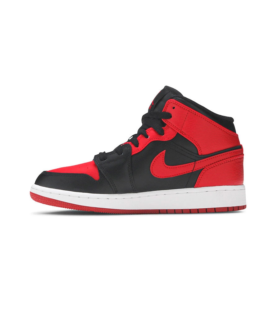 Кросівки жіночі Air Jordan 1 Mid Banned
