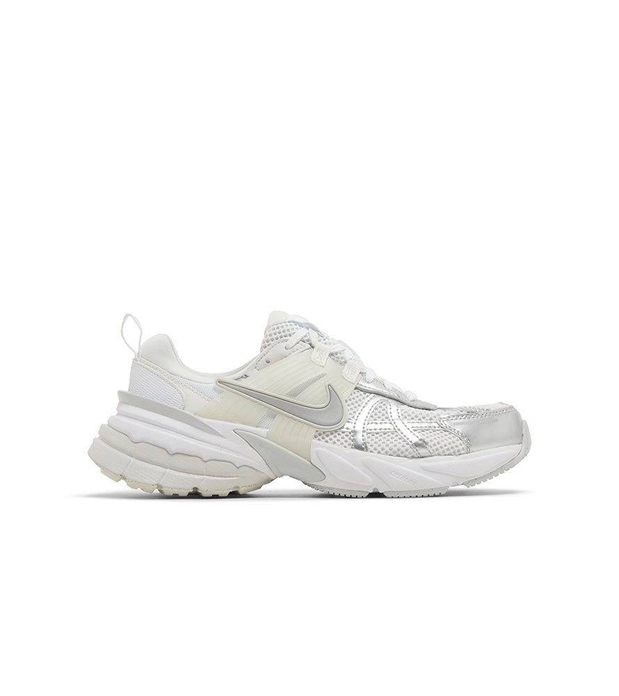 Кроссовки женские Nike V2K Run Metallic Silver White