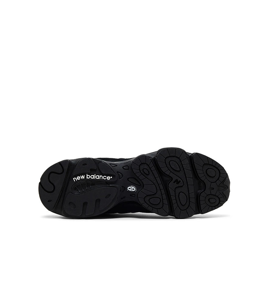 Кросівки чоловічі New Balance 1000 Black Cat