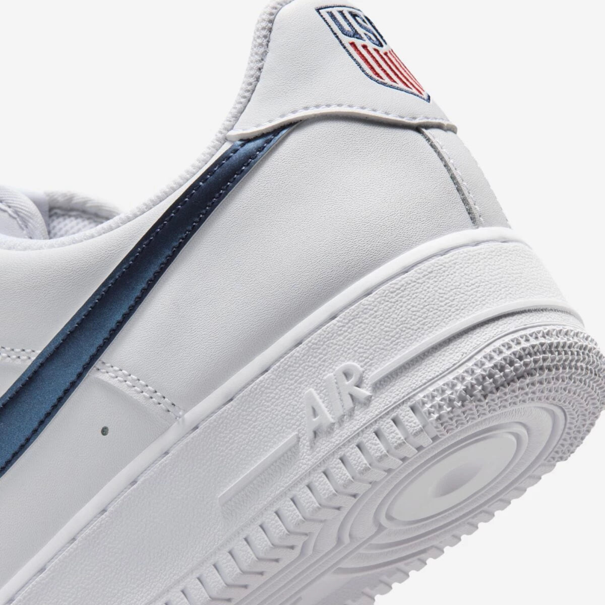 Кросівки унісекс Nike Air Force 1 Low 'Team USA'
